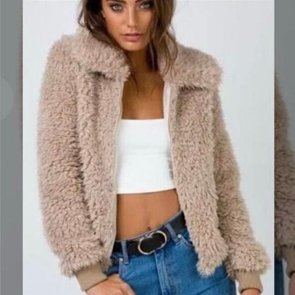 Princess Polly Jackets & Blazers - Princess Polly Teddy Cropped Jacket Lined Size 8 Faux Fur Tan Ski Contemporary